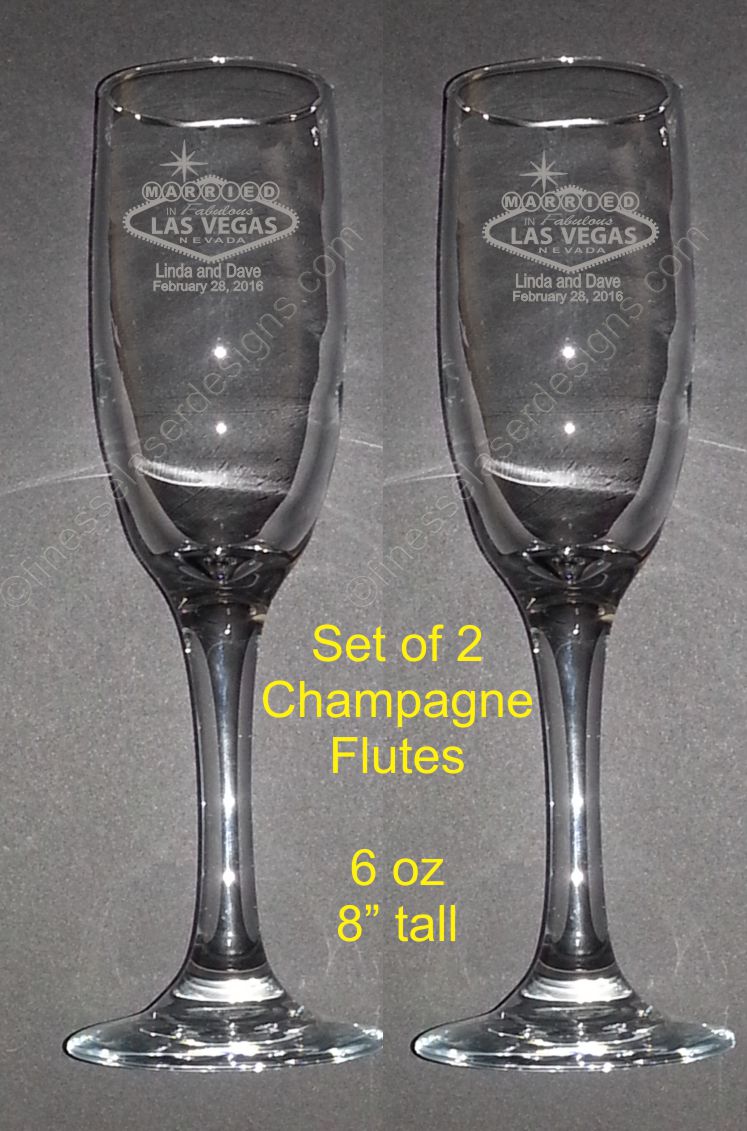 Set 2 Married in Las Vegas Sign Engraved Wedding Champagne Glass Flutes